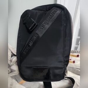 Steve Madden black crossbody bag